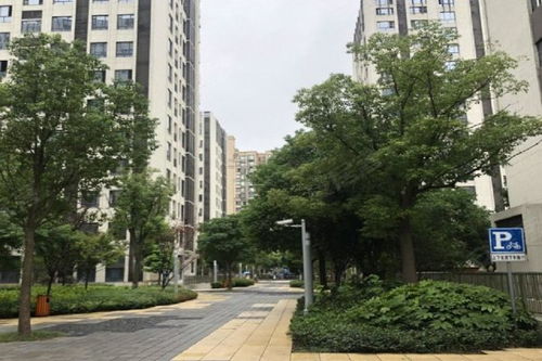 卓越時(shí)代廣場(chǎng)優(yōu)點(diǎn) 不足,卓越時(shí)代廣場(chǎng)怎么樣,卓越時(shí)代廣場(chǎng)周邊房產(chǎn)中介經(jīng)紀(jì)人評(píng)價(jià)